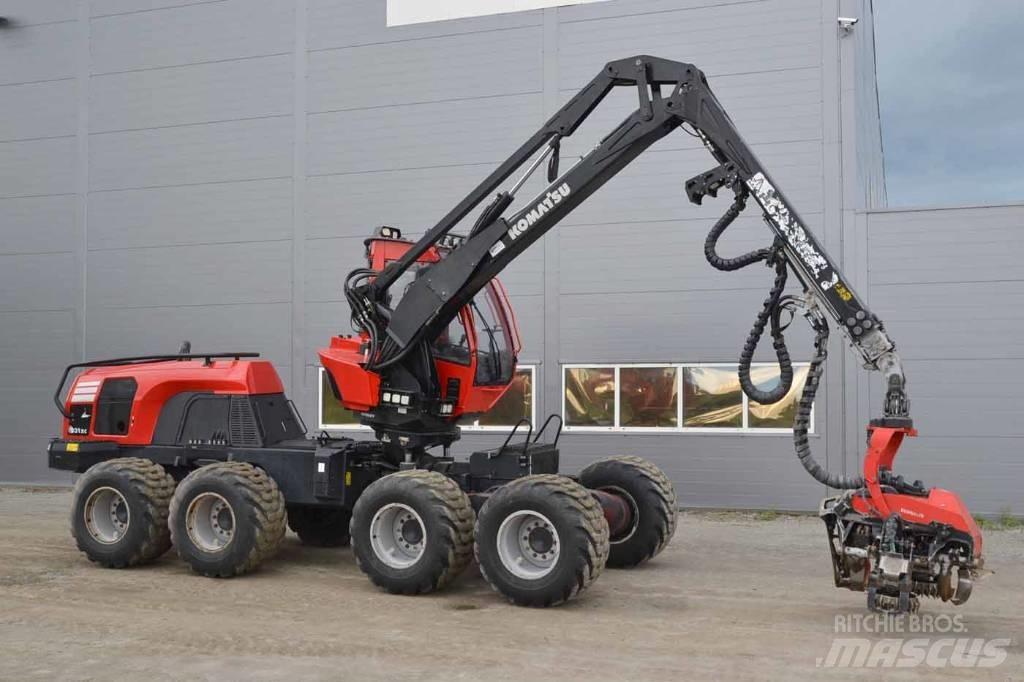 Komatsu 931 XC 收穫機