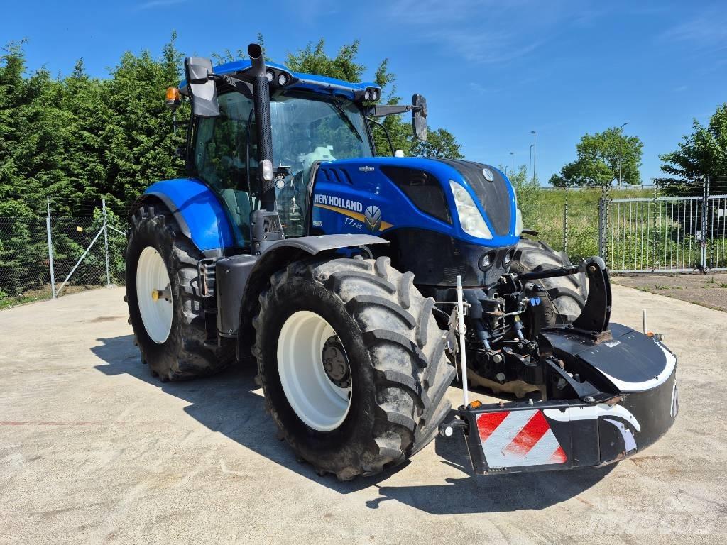 New Holland T7.225 曳引機