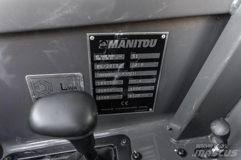 Manitou MT 1440 伸縮臂操作車