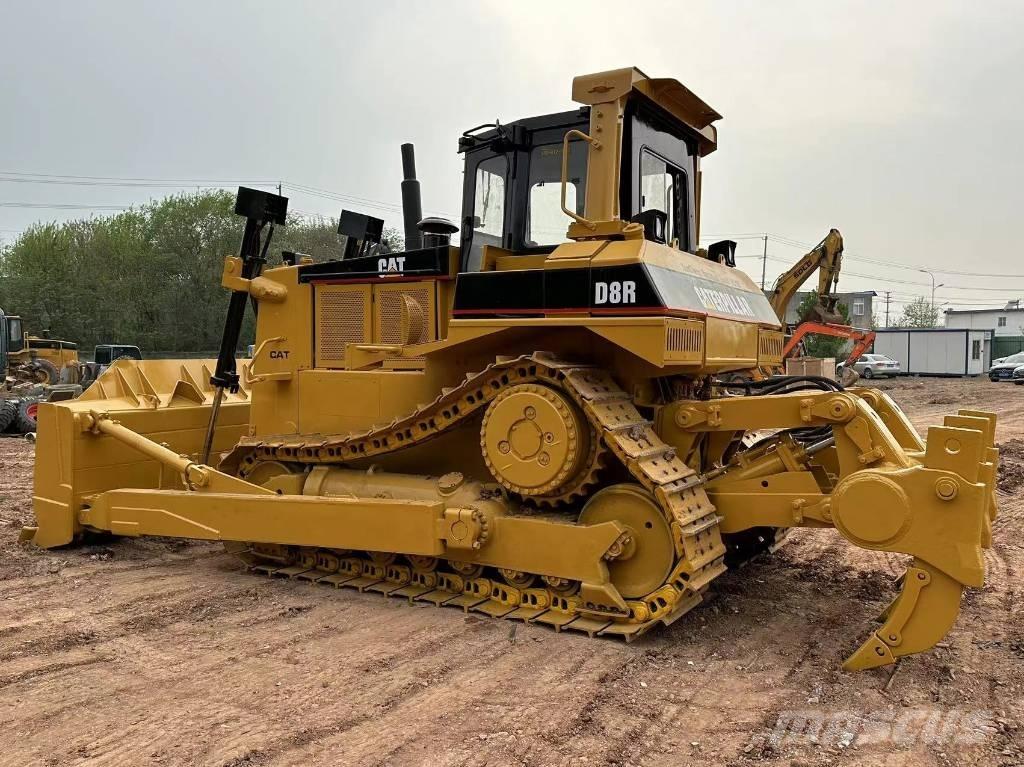 CAT D8R 履帶推土機