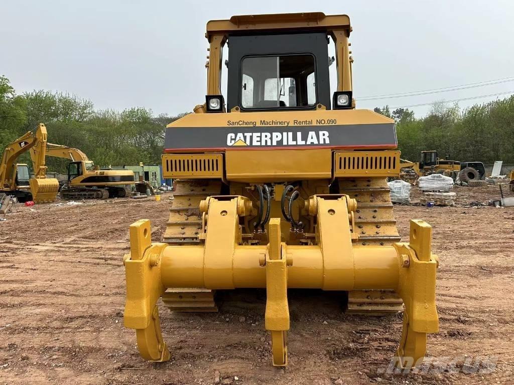 CAT D8R 履帶推土機