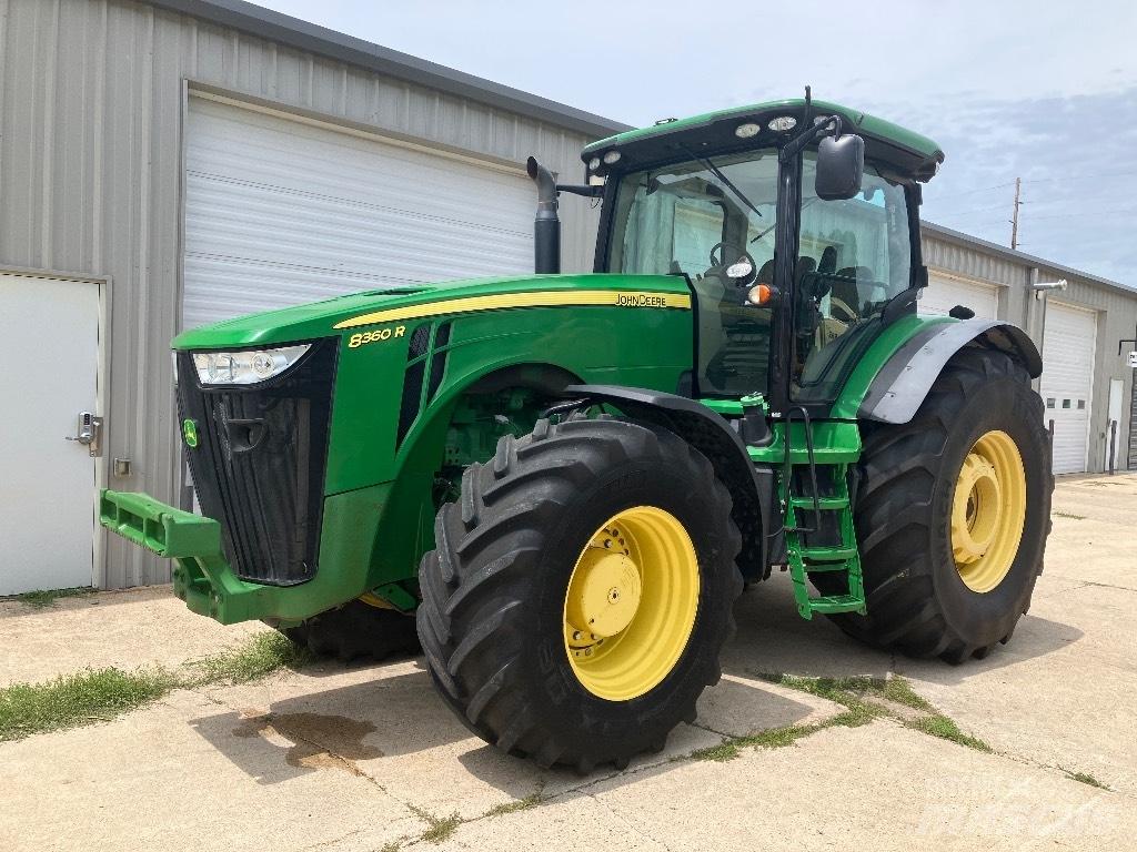 John Deere 8360 R 曳引機