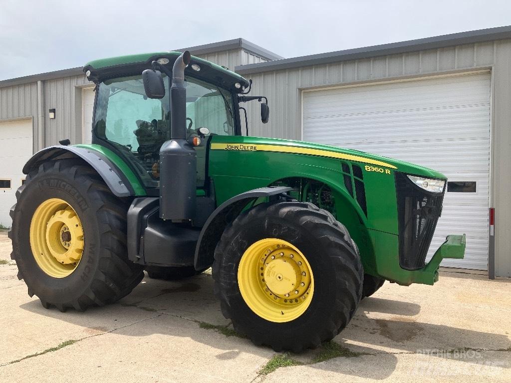 John Deere 8360 R 曳引機