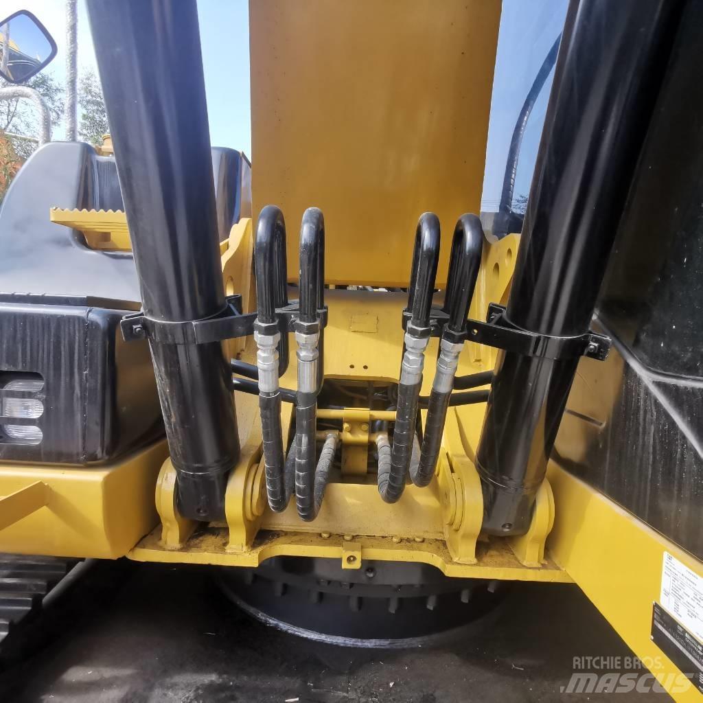 CAT 320 D 履帶式 挖土機/掘鑿機/挖掘機