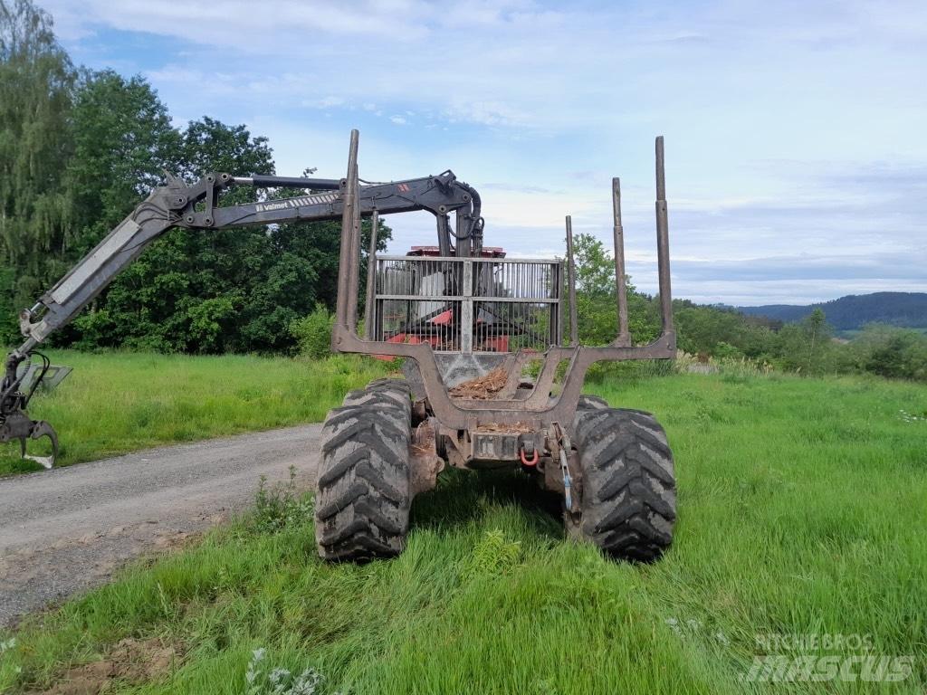 Valmet 840.2 集運機