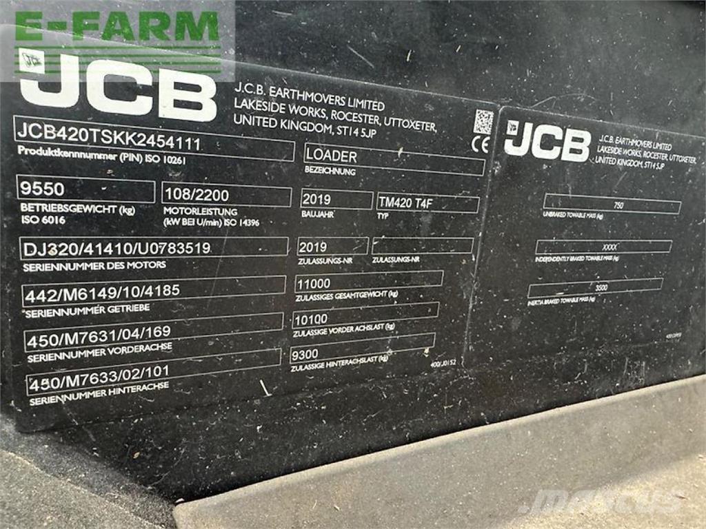 JCB tm 420 農業用伸縮臂裝載機