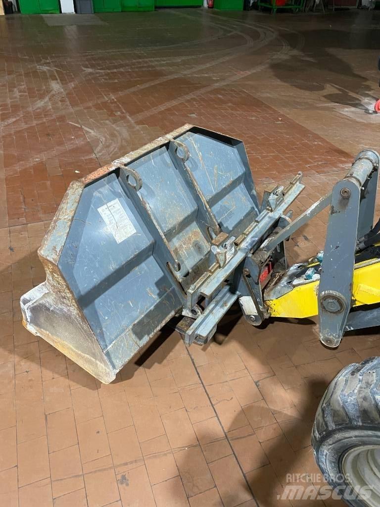 Kramer 350 滑移轉向裝載機