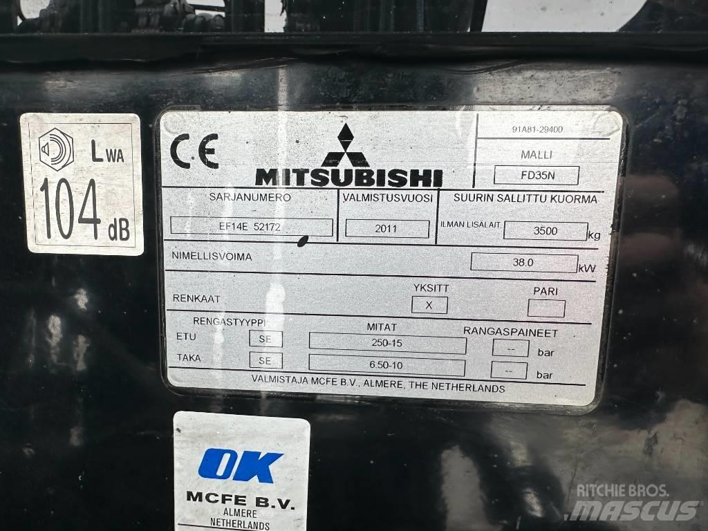 Mitsubishi FD 35 N 柴油卡車