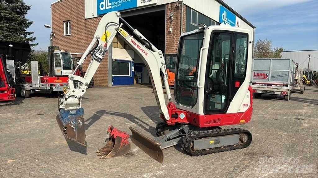 Takeuchi TB216 小型挖土機/掘鑿機<7t(小型挖掘機)
