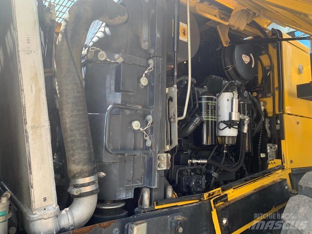 Komatsu WA 470-6 輪胎式裝載機
