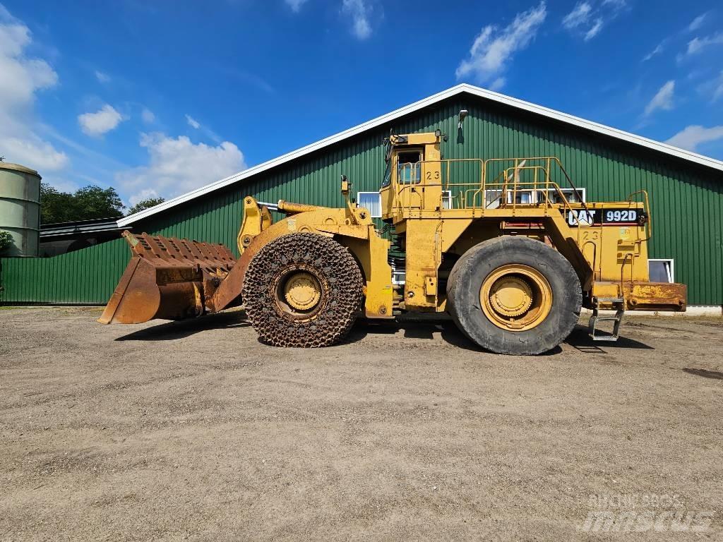 CAT 992 D 輪胎式裝載機