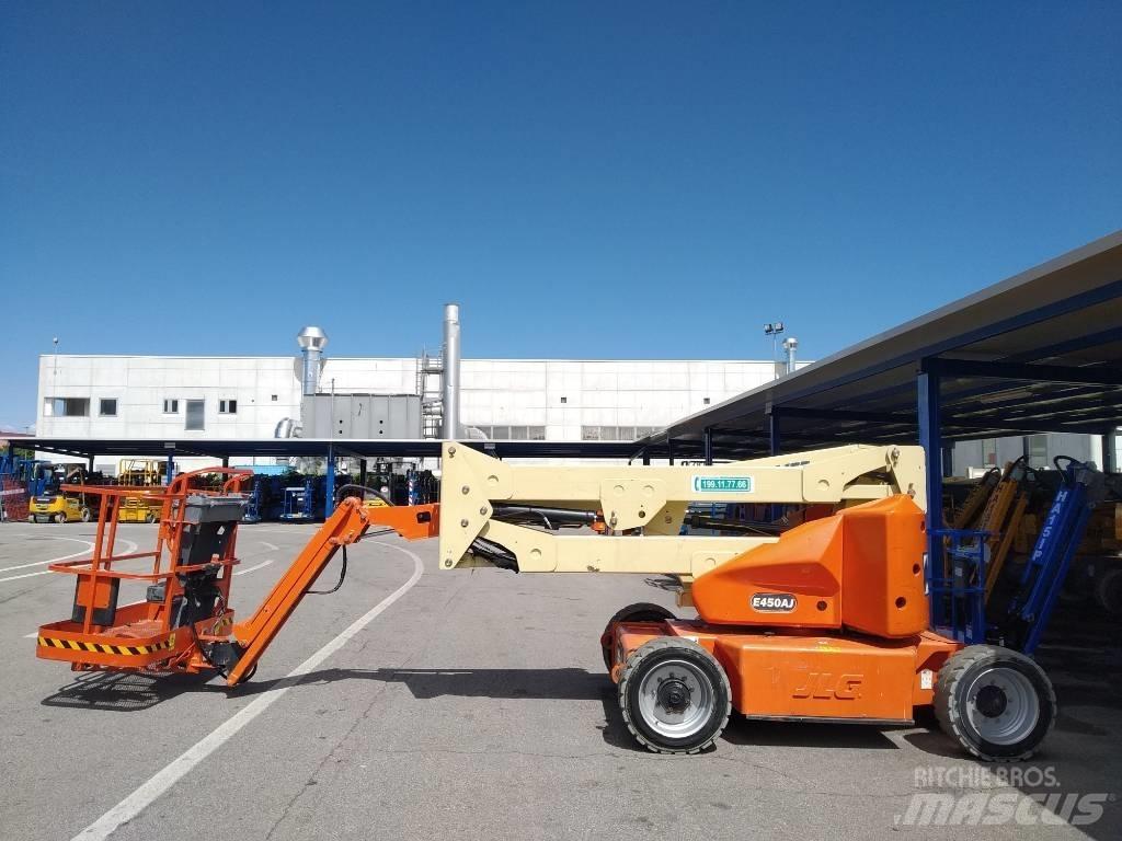 JLG E 450 AJ 曲臂高空作業車