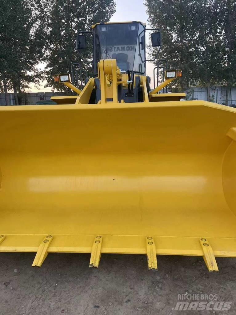 Komatsu WA 380 輪胎式裝載機