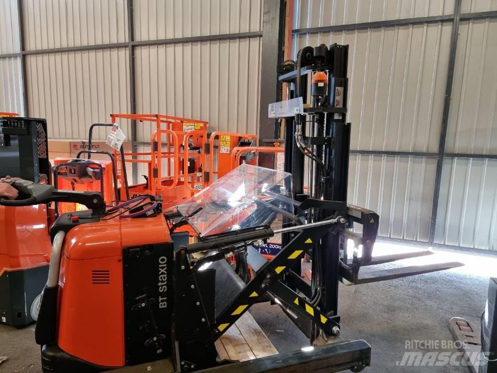 BT SPE120XR 行走控制式堆積機