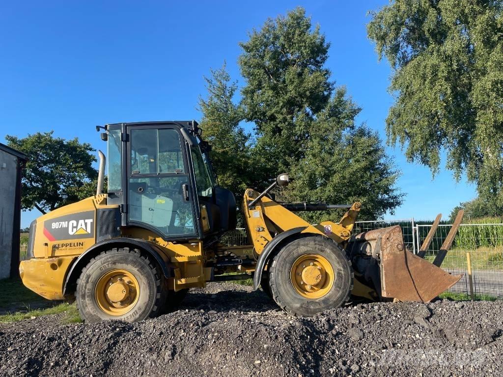 CAT 907 M 輪胎式裝載機