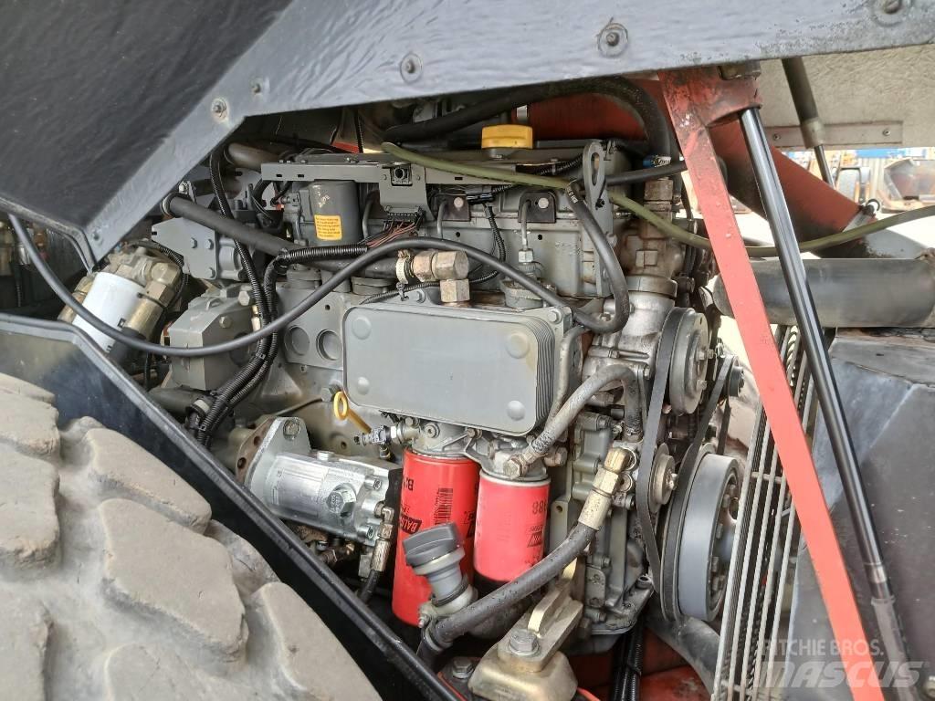 Dynapac CA302 D, Vält 單輪滾壓機