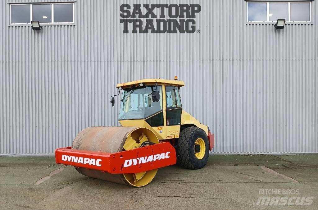 Dynapac CA302 D, Vält 單輪滾壓機