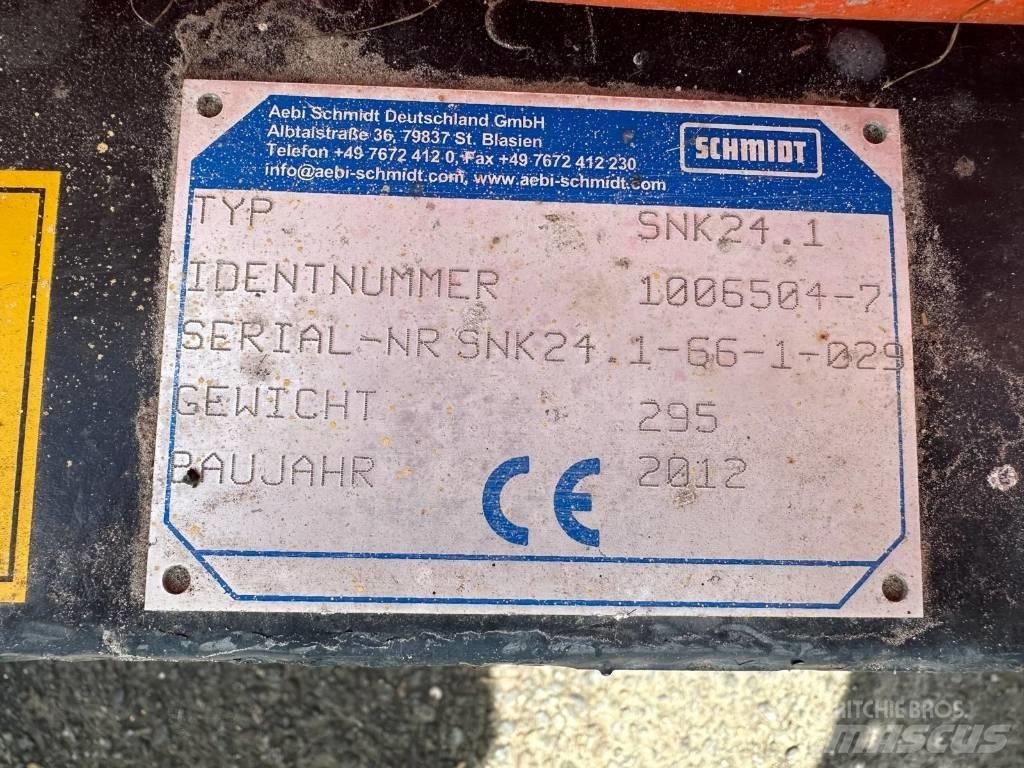 Schmidt SNK24.1 刮雪板和犁