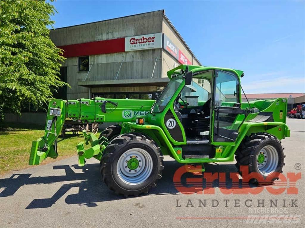 Merlo P 40.17 農業用伸縮臂裝載機