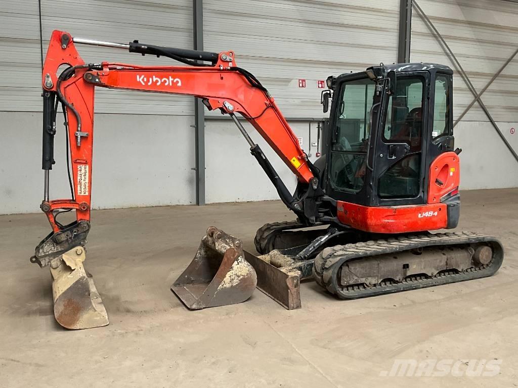 Kubota U 48-4 小型挖土機/掘鑿機<7t(小型挖掘機)
