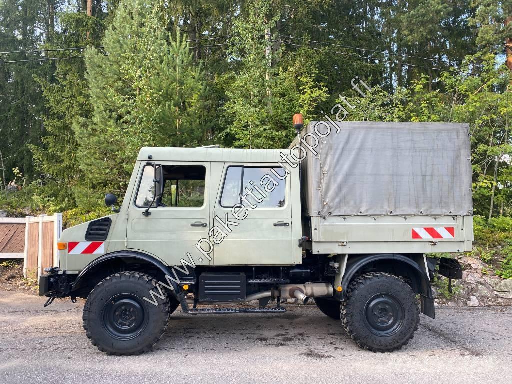 Unimog U 1250L DoKa 篷布卡車