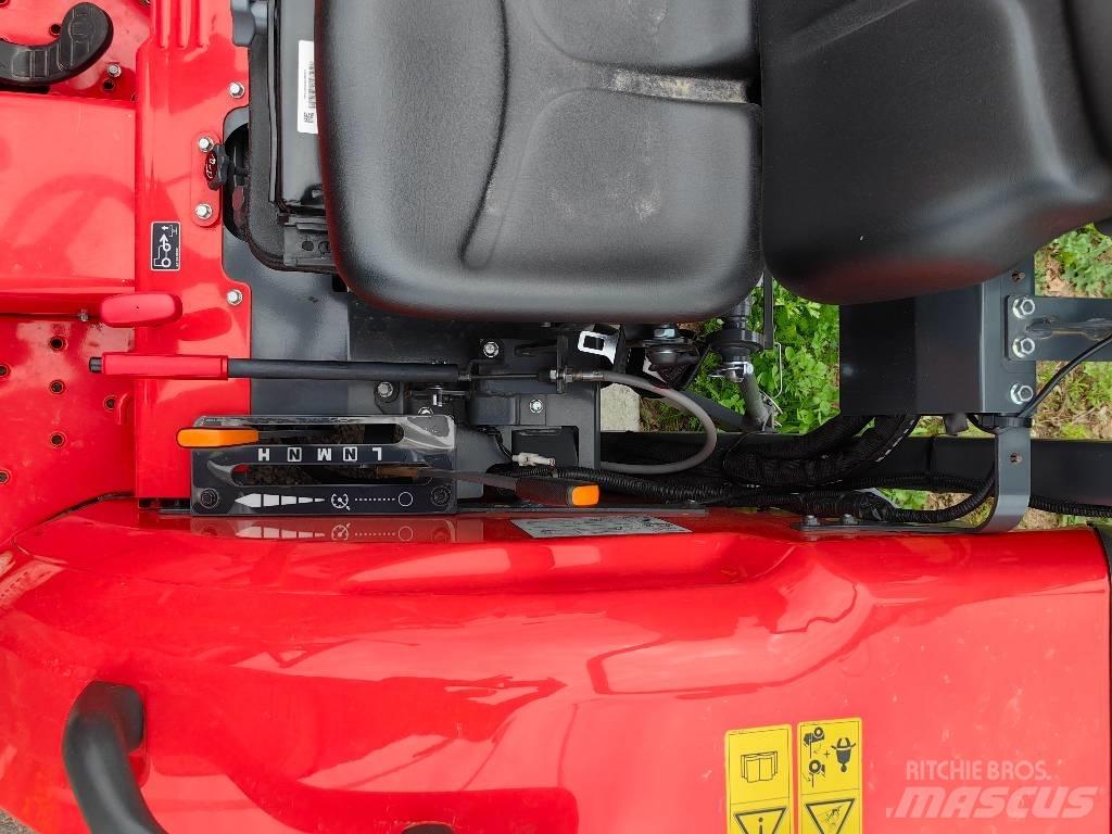 Kubota L1-382 HST 曳引機
