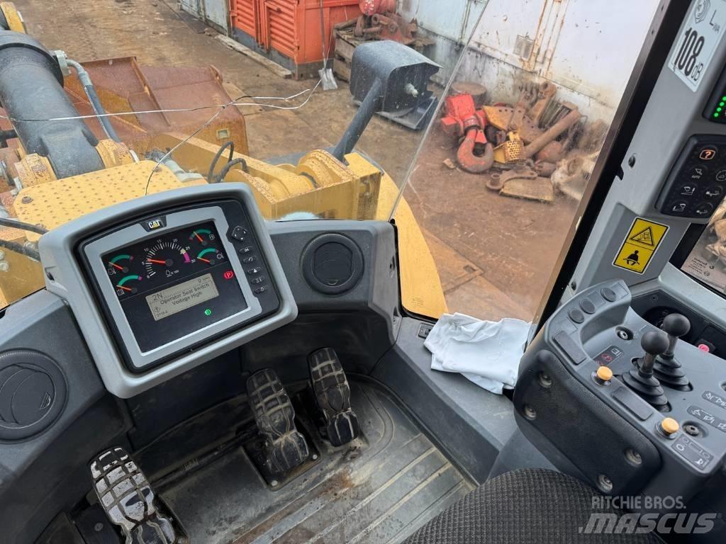 CAT 966 K 輪胎式裝載機