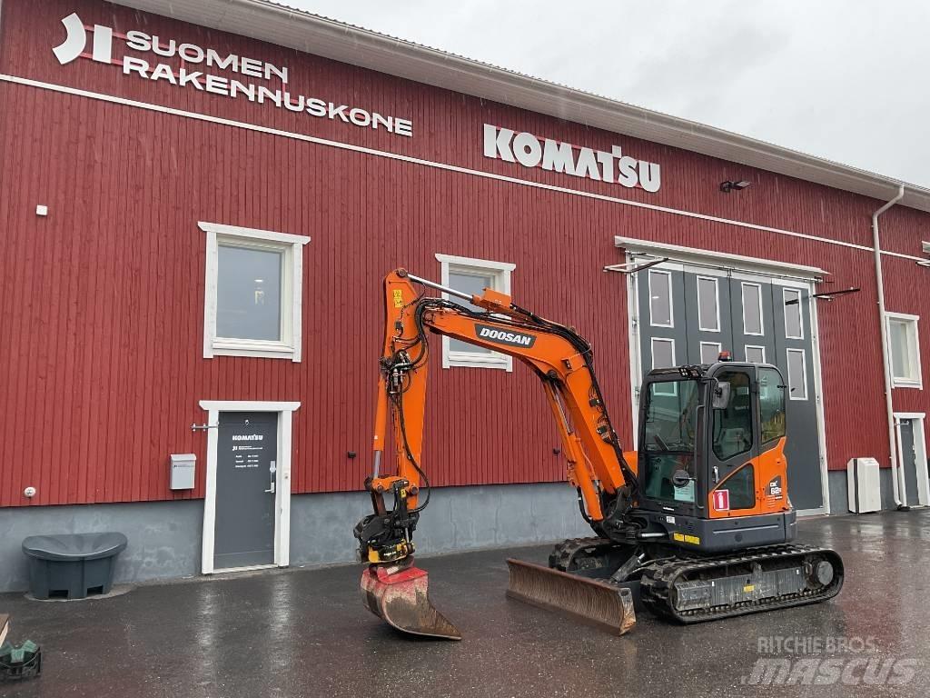 Doosan DX 62 R-3 小型挖土機/掘鑿機<7t(小型挖掘機)