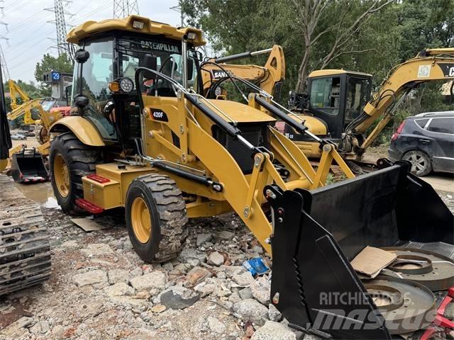 CAT 420 F 反鏟裝載機