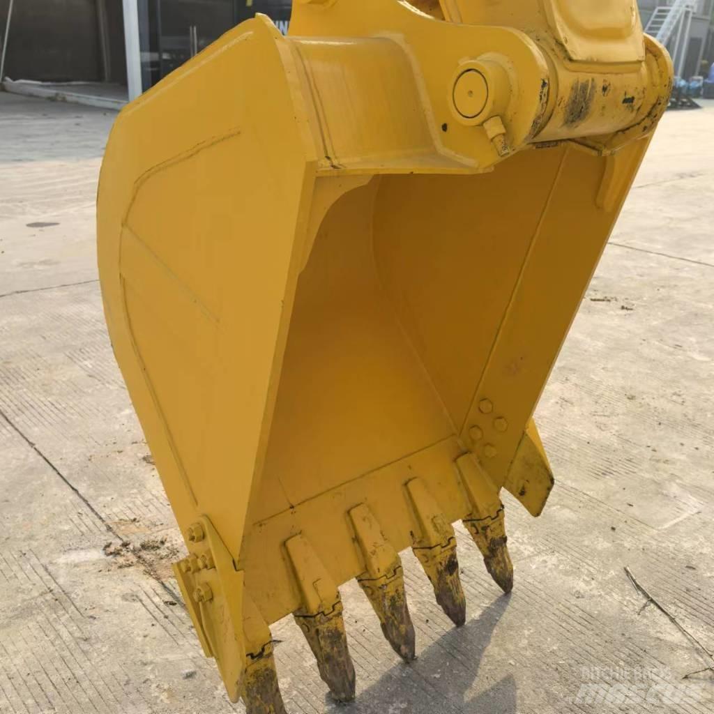 Komatsu PC 130 履帶式 挖土機/掘鑿機/挖掘機