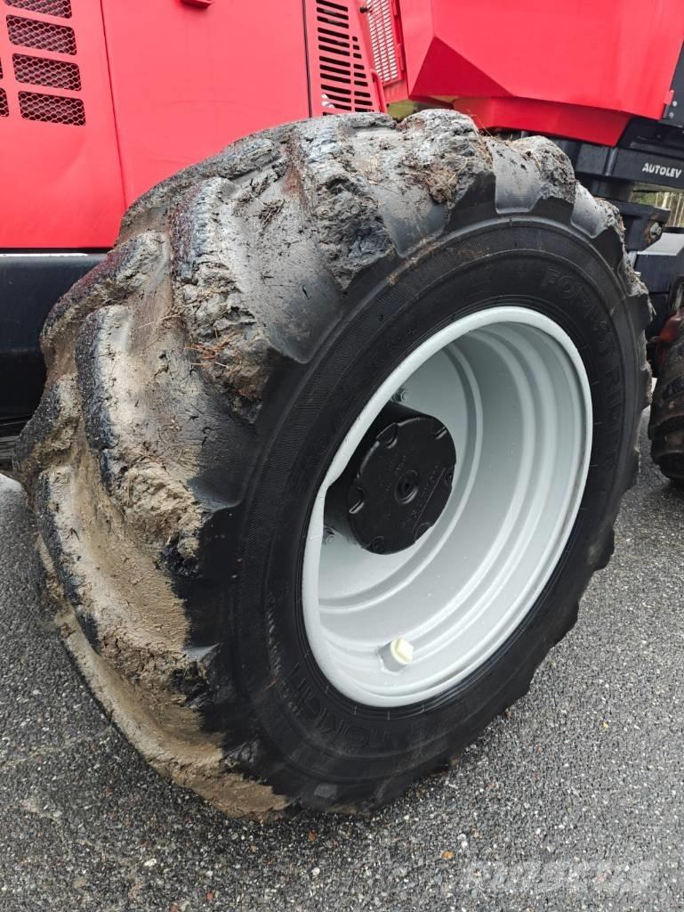 Komatsu 901 TX.1 收穫機