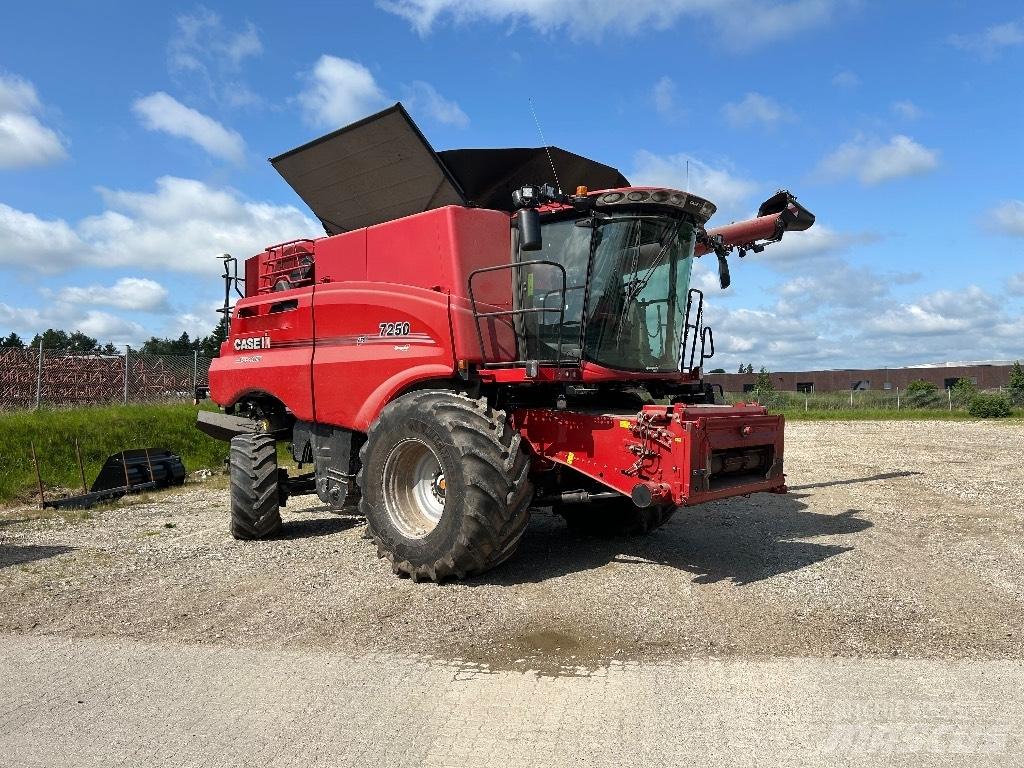 Case IH 7250 聯合收穫機