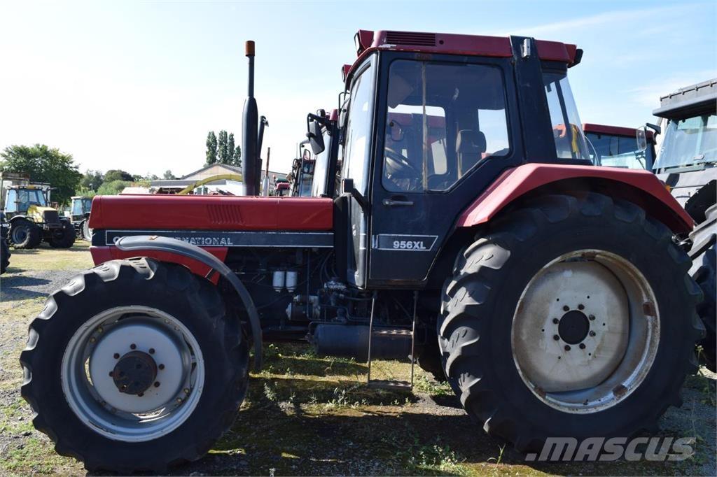 Case IH 956 XL 曳引機