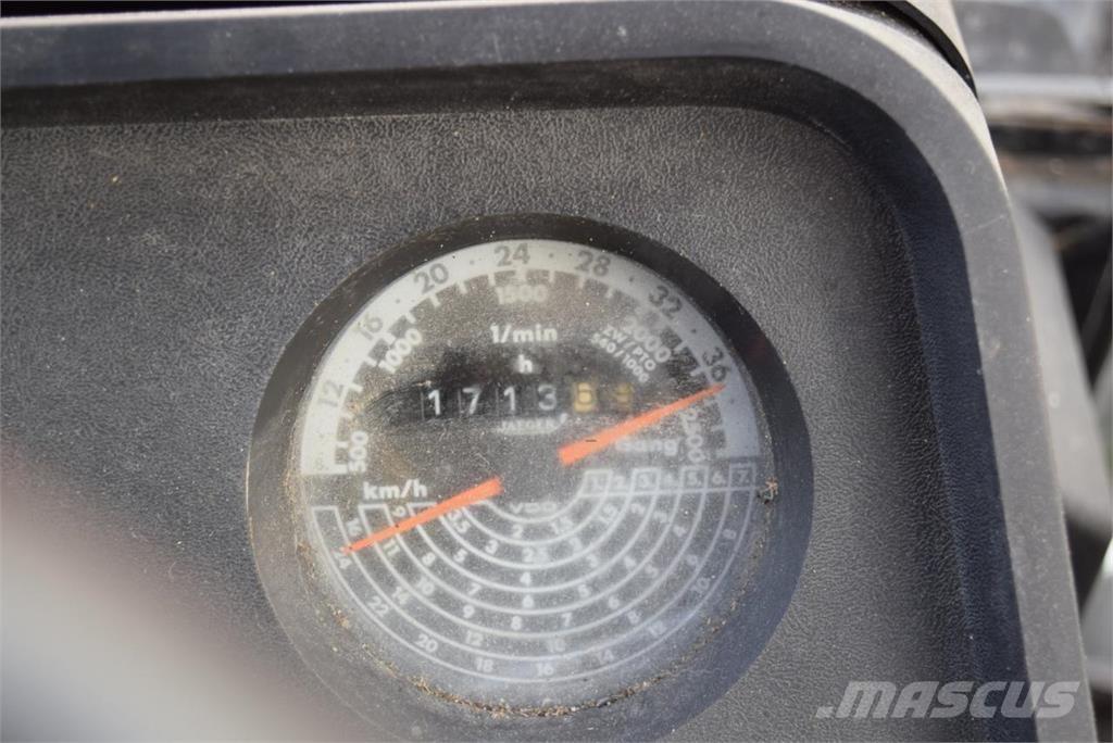 Case IH 956 XL 曳引機