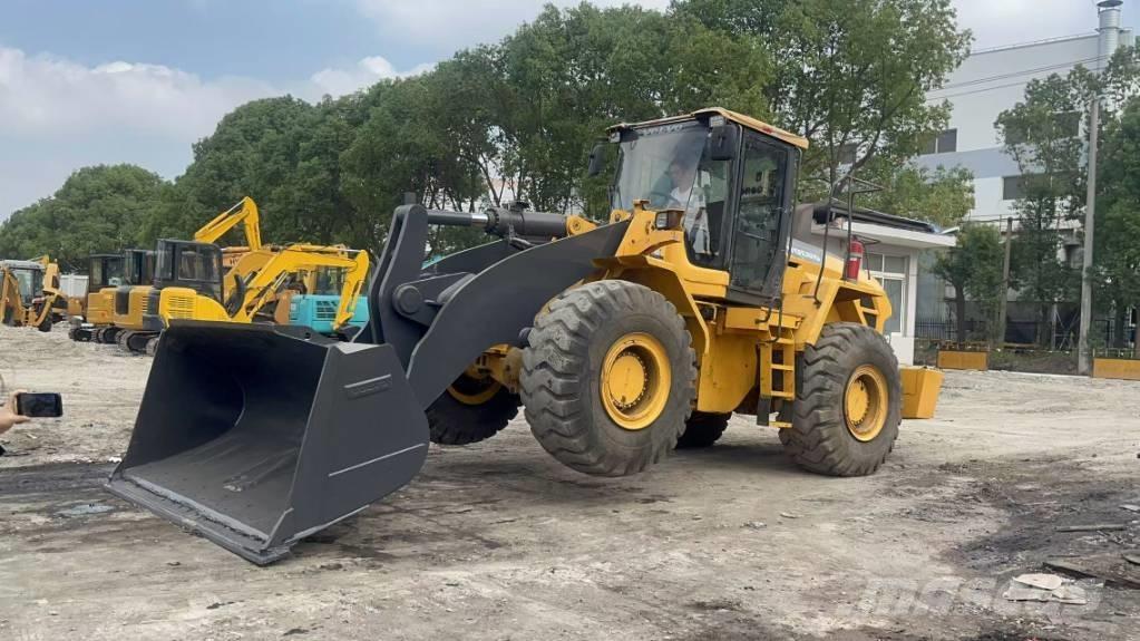 Volvo L 105 輪胎式裝載機