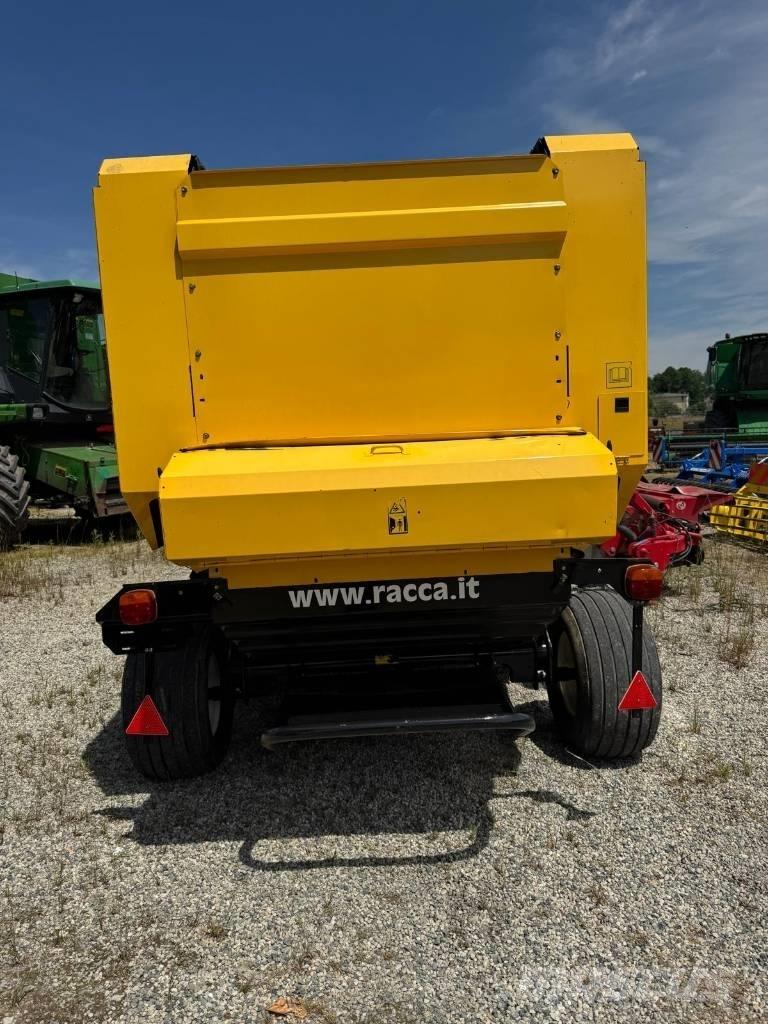 New Holland BR 7060 圓型牧草打包機