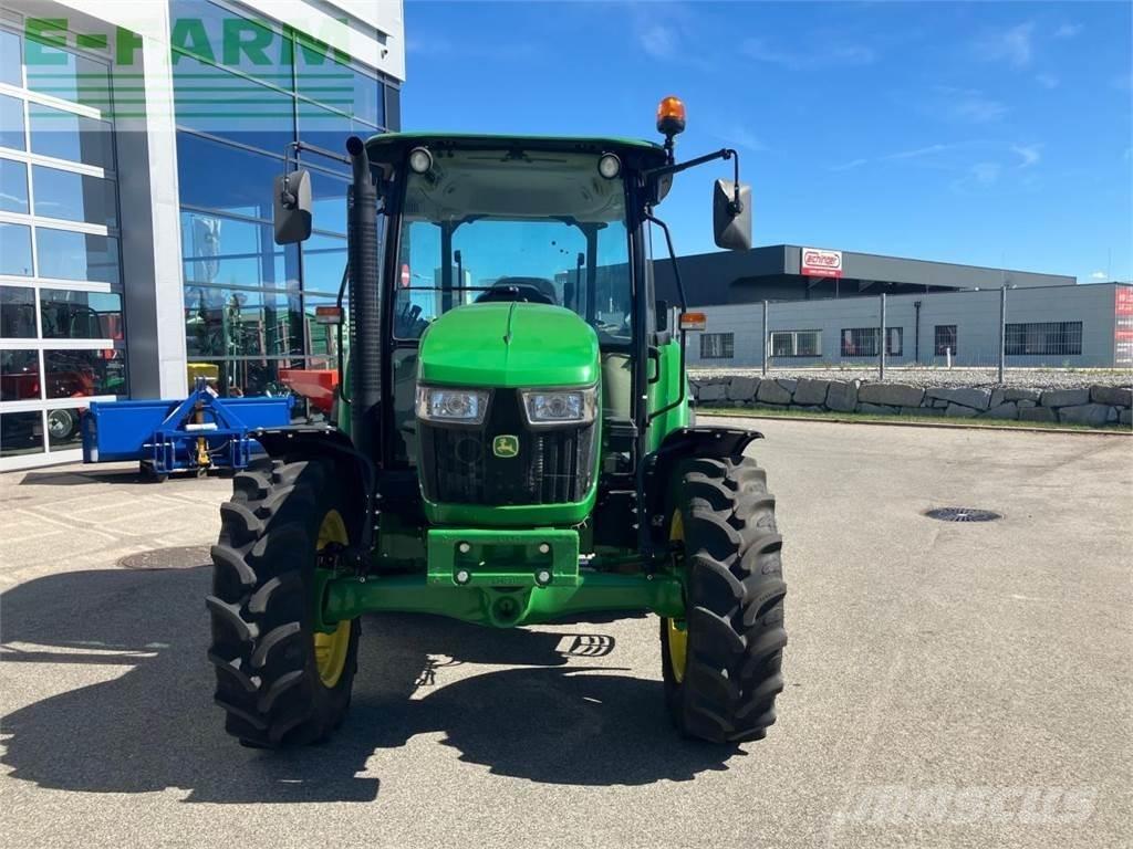John Deere 5067E 曳引機