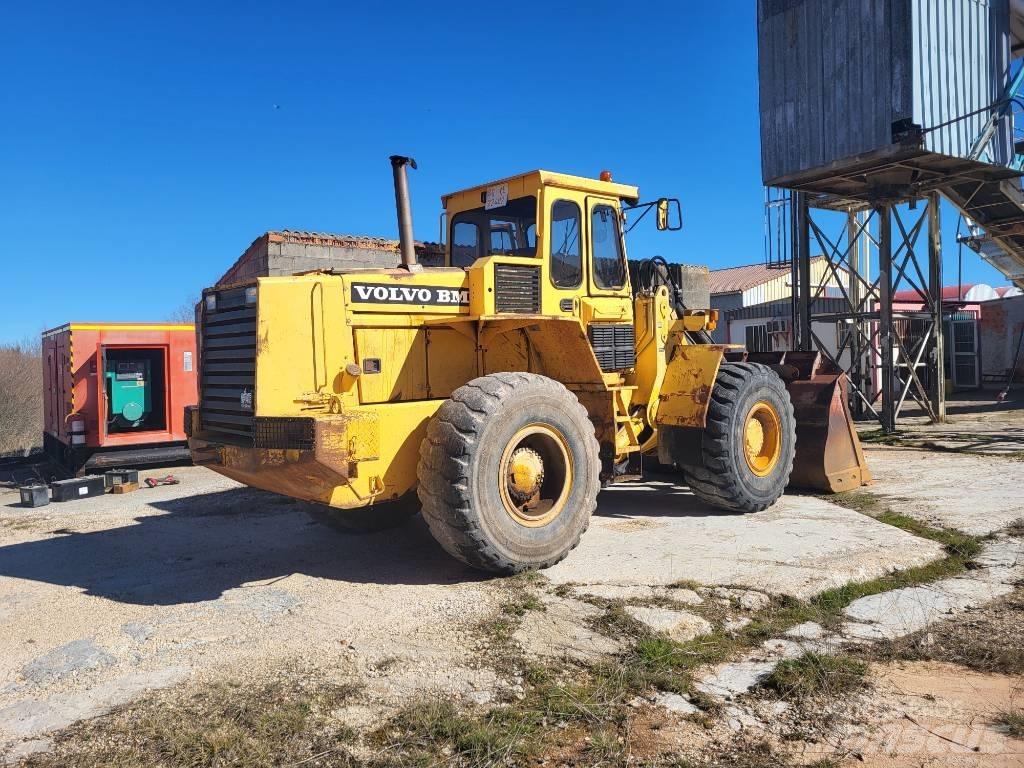 Volvo BM L90 小型裝載機