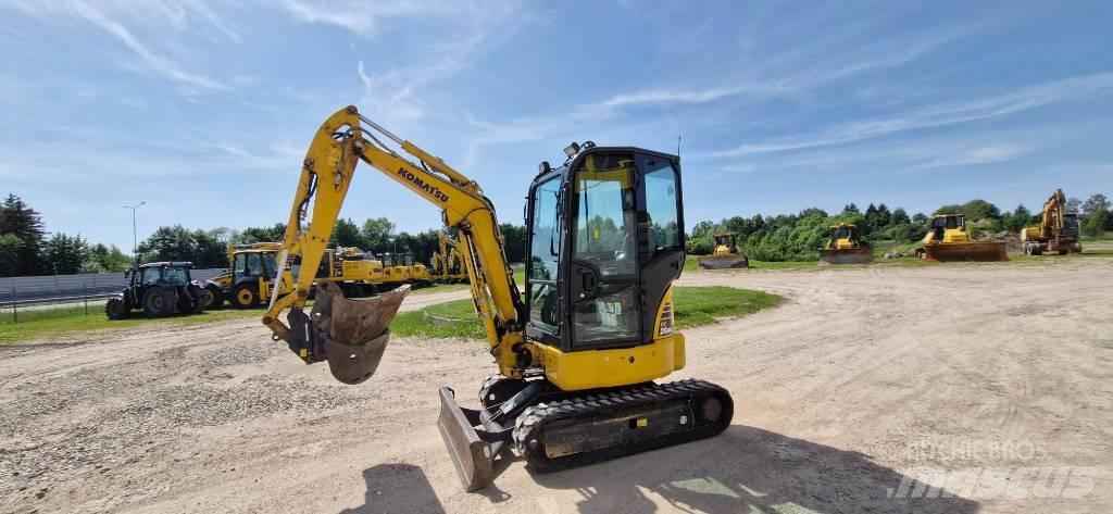Komatsu PC 26 MR 小型挖土機/掘鑿機<7t(小型挖掘機)