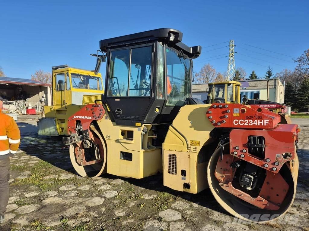 Dynapac CC 234 HF 雙輪滾壓機