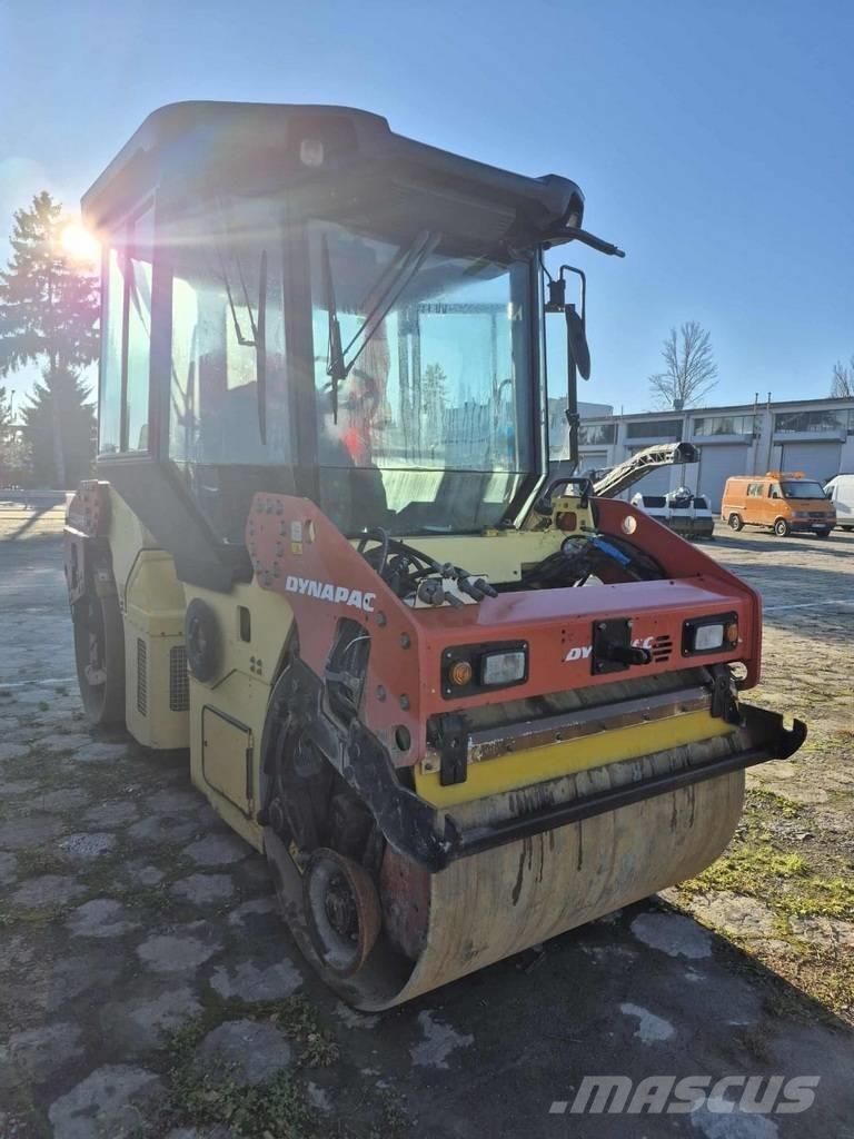 Dynapac CC 234 HF 雙輪滾壓機