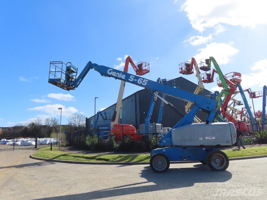 Genie S 65 伸縮臂高空作業車