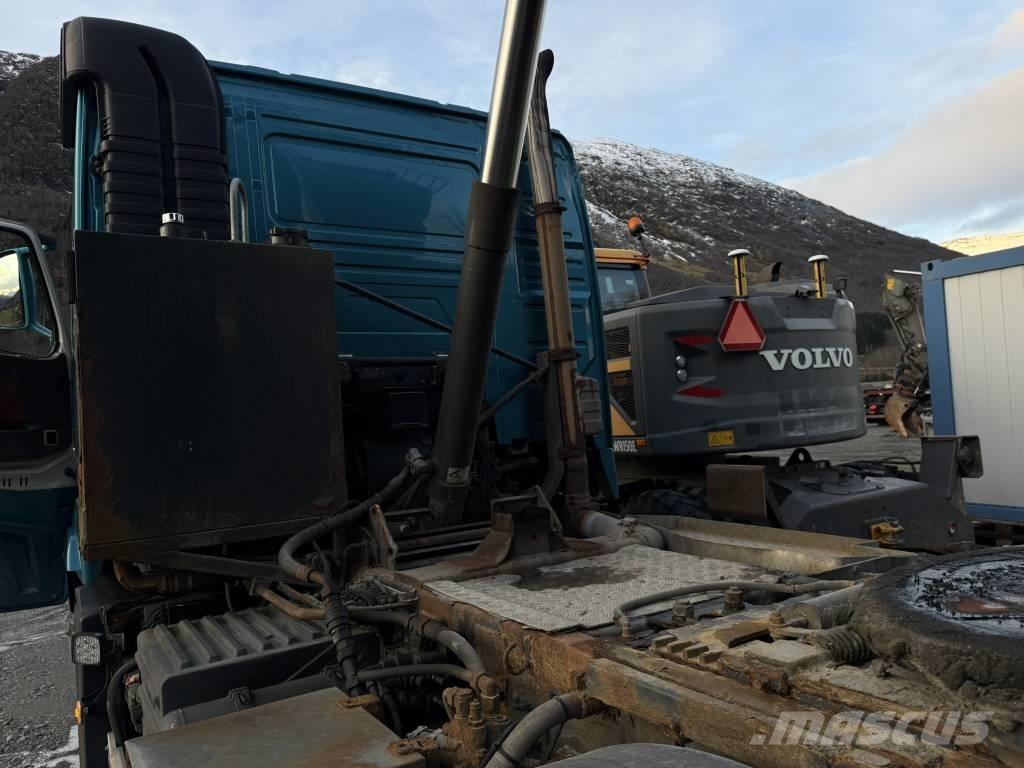 Volvo FH 16 550 6x2 傾卸式卡車