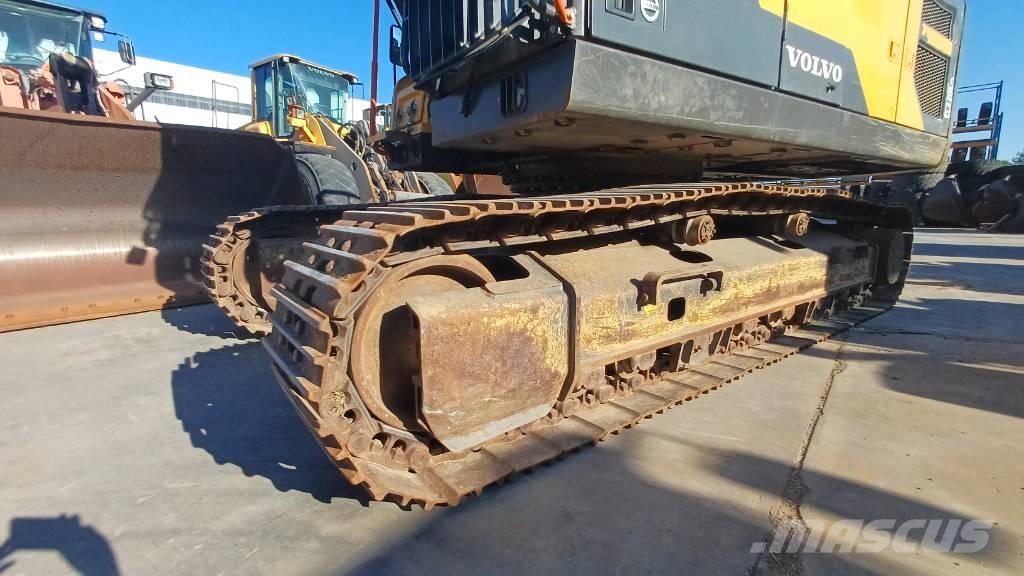 Volvo EC 220 E 履帶式 挖土機/掘鑿機/挖掘機