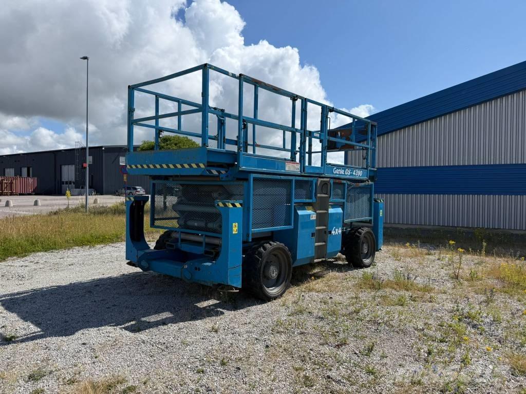 Genie GS 4390 剪式升降機