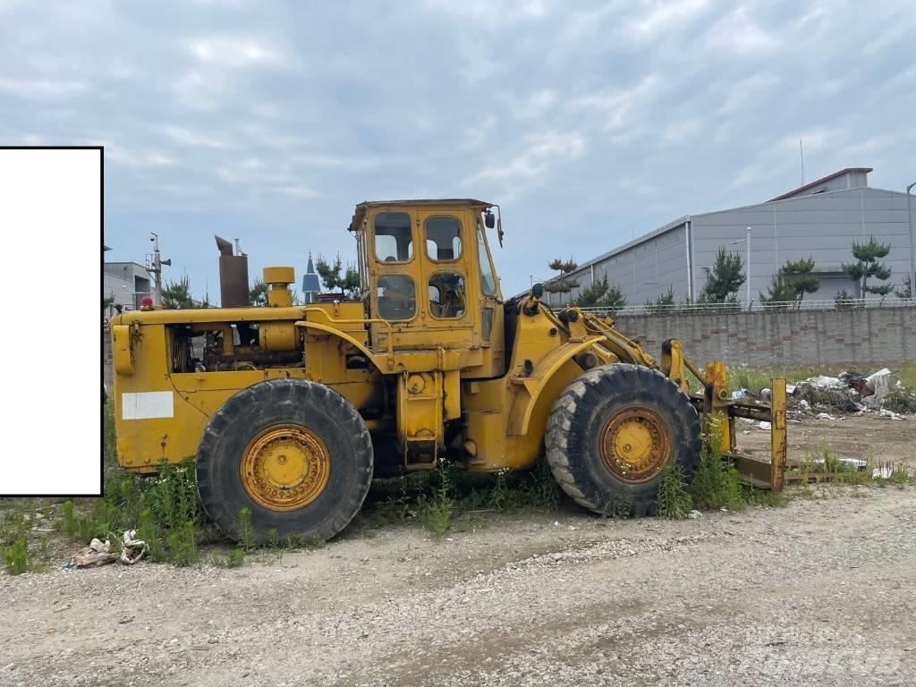 CAT 980 B 輪胎式裝載機