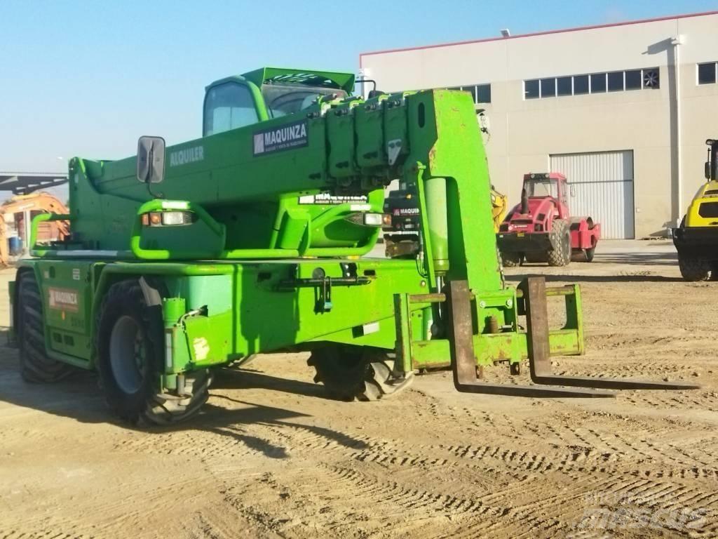 Merlo 40.25 伸縮臂操作車
