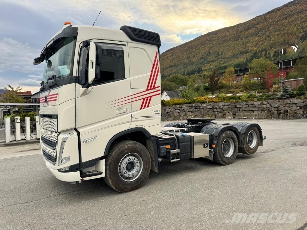 Volvo FH540 6 X 4 曳引機組件