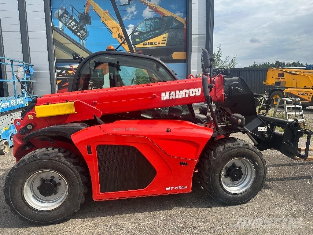 Manitou 420 MT 伸縮臂操作車