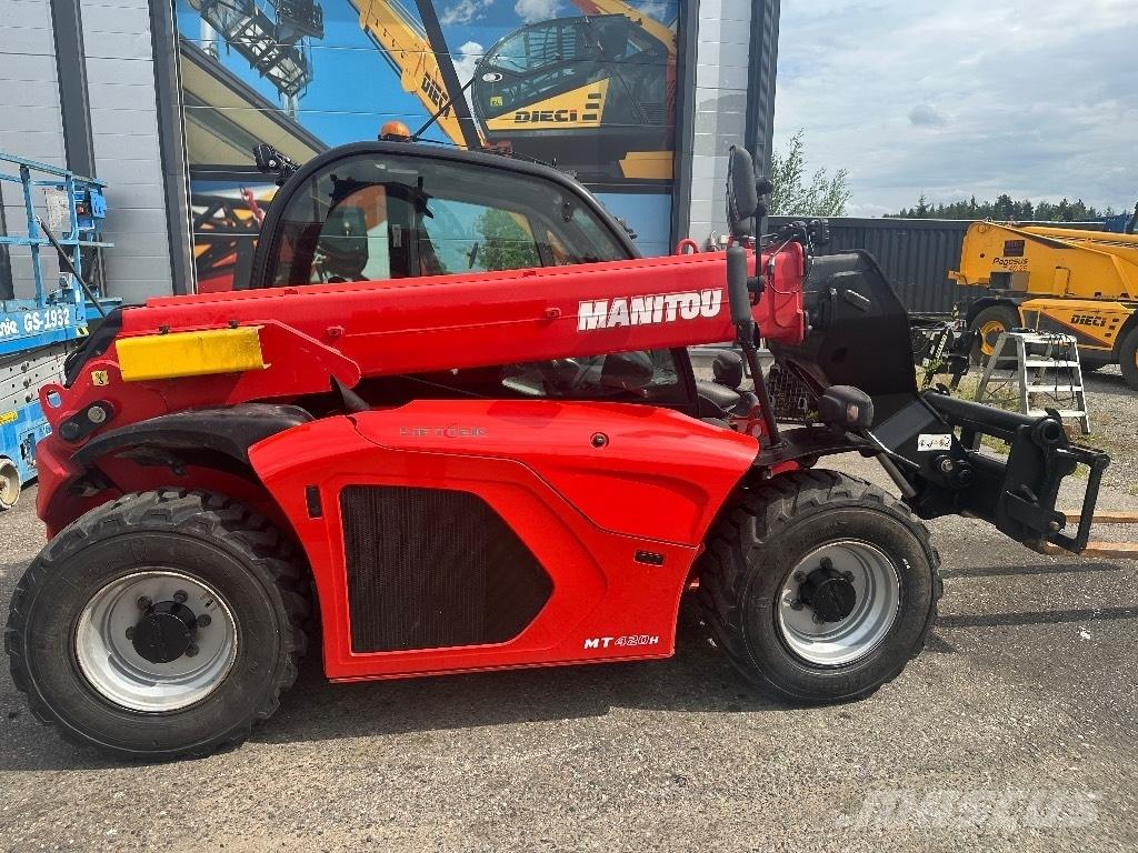 Manitou 420 MT 伸縮臂操作車